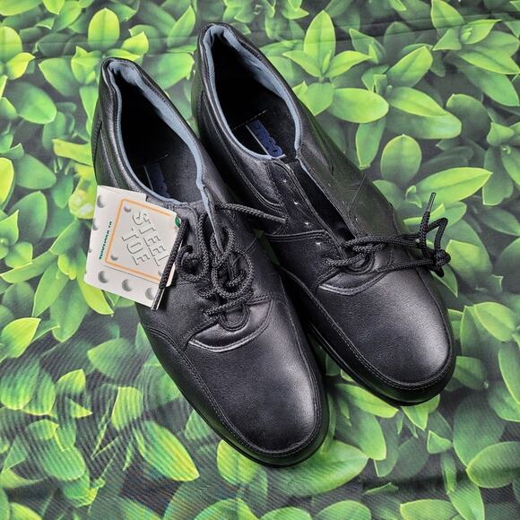 NWT Men's Steel Toe Shoes Wolverine HyTest Protective Comfort Black Leather 11M - Picture 1 of 14